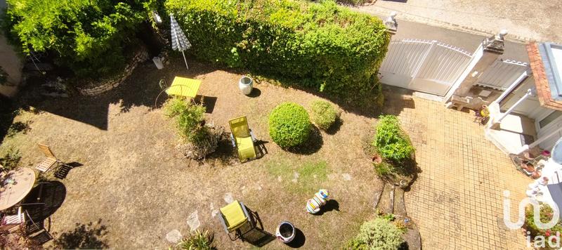 Maison - 270 m² - 9 pièces