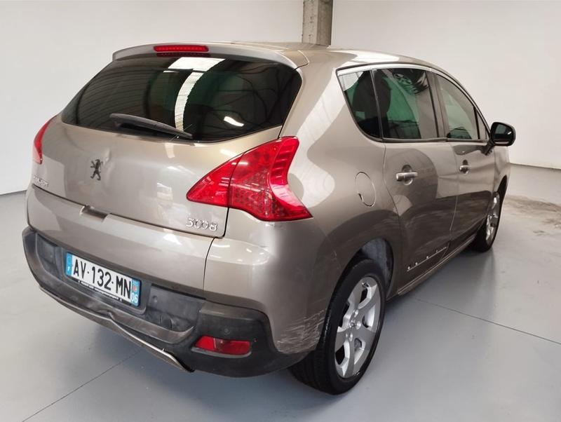 Peugeot 3008 1.6 Hdi 110 Premium Pack 5p