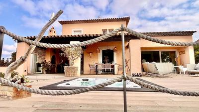 Villa - 154 m² - 7 pièces