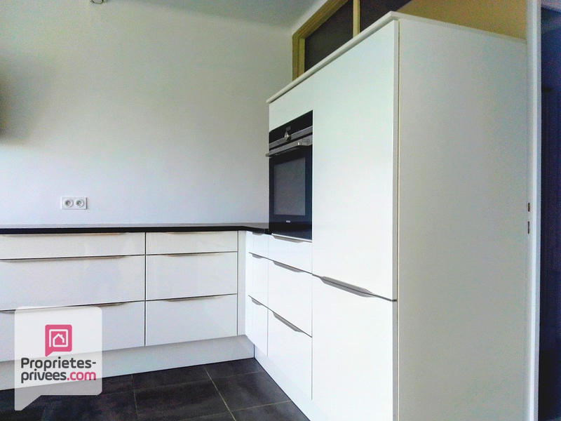 Maison - 163 m² - 9 pièces