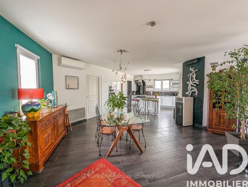 Maison - 135 m² - 6 pièces