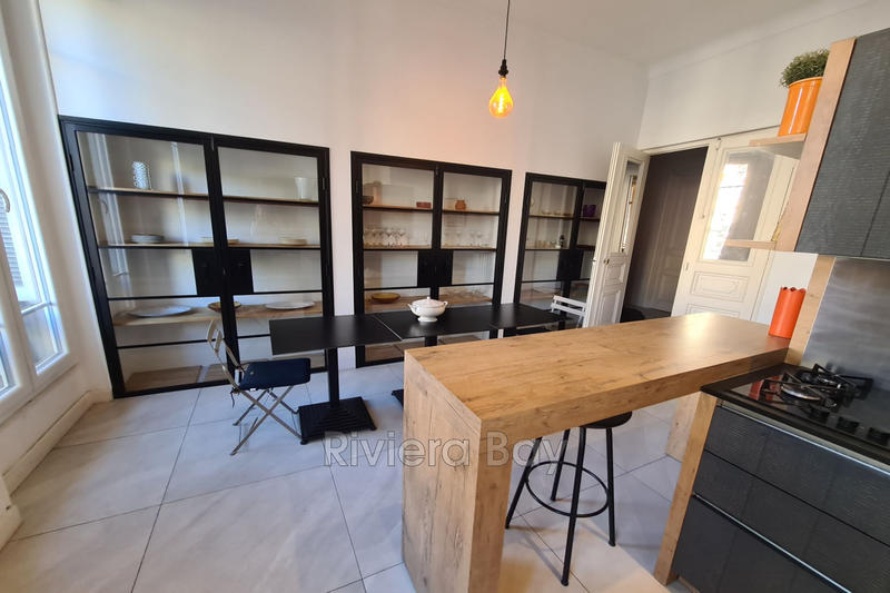 Appartement - 108 m² - 4 pièces