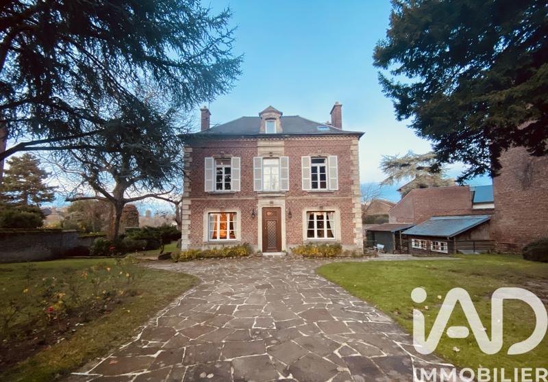 Maison - 224 m² - 11 pièces