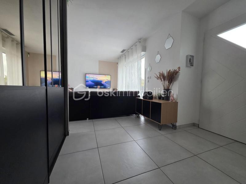 Maison - 93 m² - 4 pièces