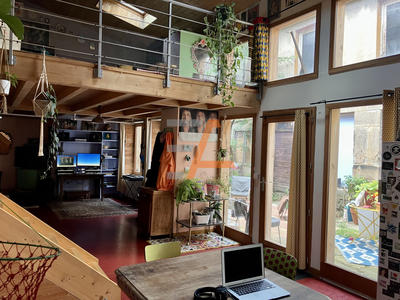 Loft - 96 m² - 3 pièces