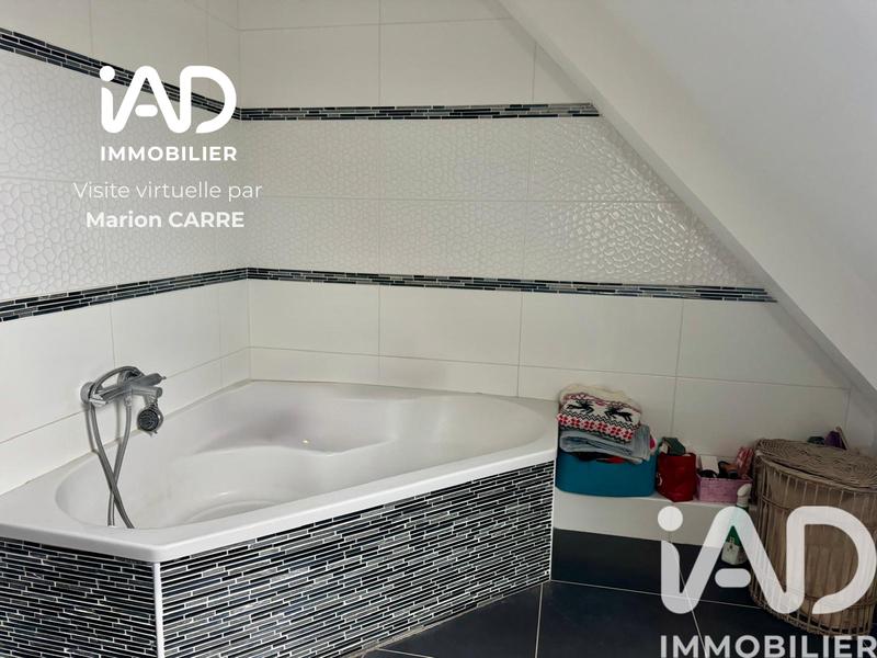 Maison - 168 m² - 7 pièces