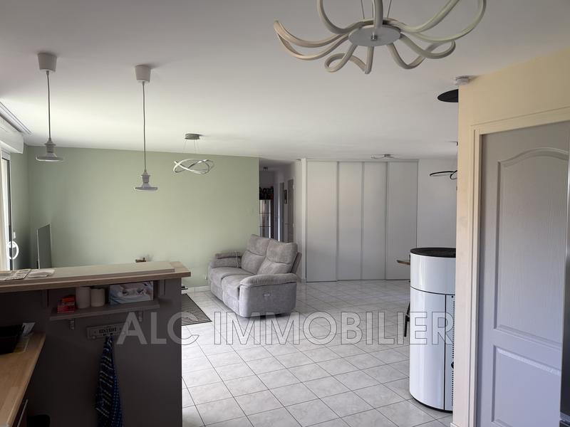 Maison - 90 m² - 5 pièces