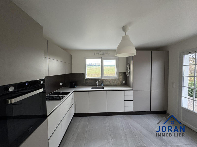 Maison - 156 m² - 7 pièces