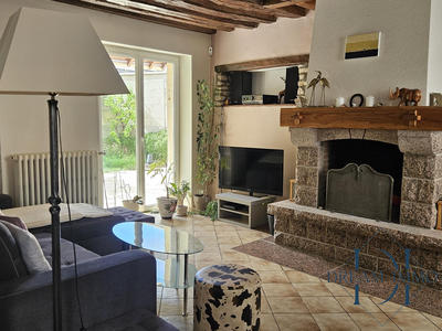 Maison - 221 m² - 9 pièces