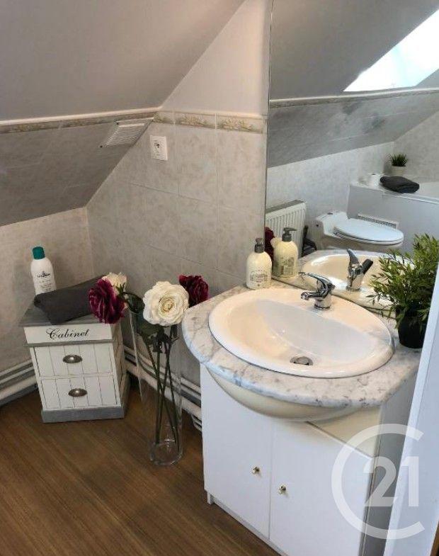 Appartement - 82 m² - 7 pièces