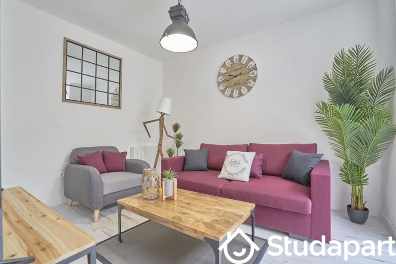 Chambre - 10 m² - 1 pièce