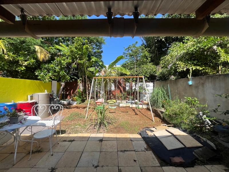 Maison - 99 m² - 4 pièces