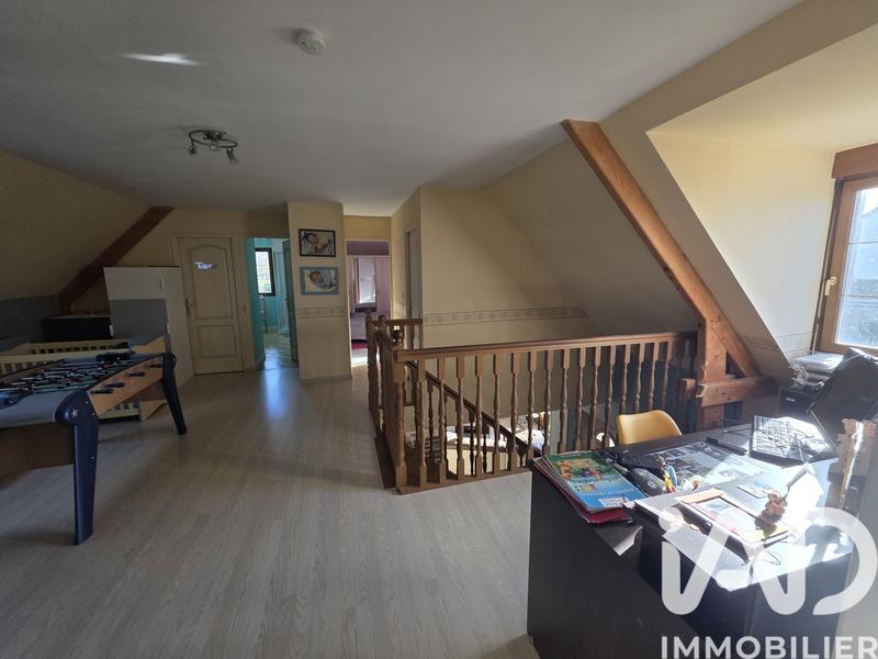Maison - 208 m² - 6 pièces