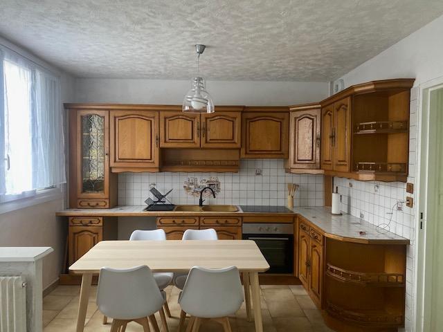 Appartement - 83 m² - 5 pièces