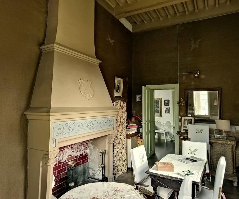 Maison - 240 m² - 9 pièces