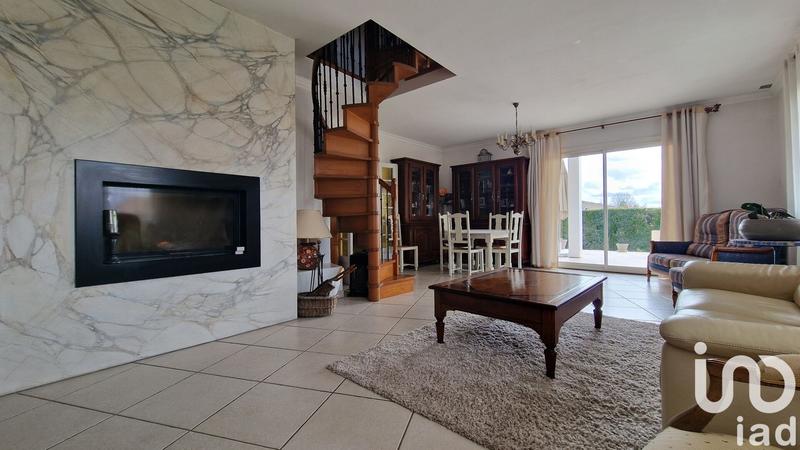 Maison - 168 m² - 5 pièces