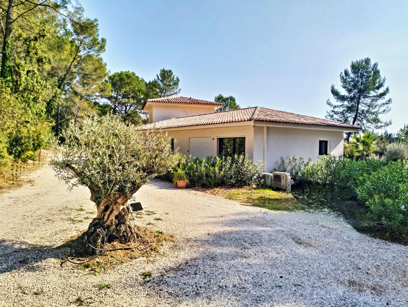 Villa - 350 m² - 9 pièces