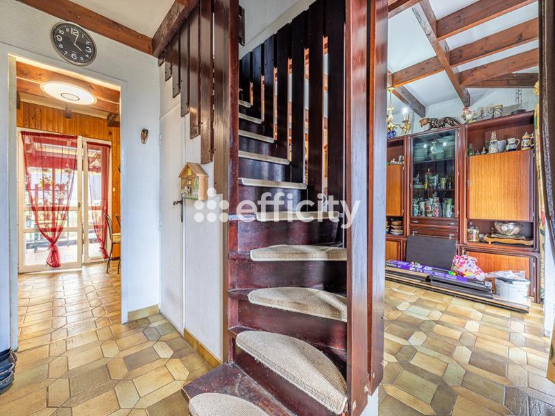 Maison - 131 m² - 7 pièces