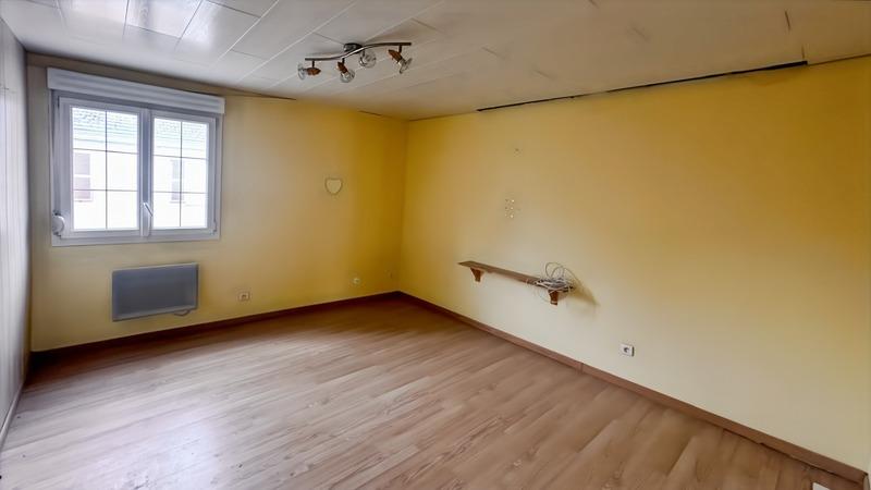 Maison - 252 m² - 9 pièces