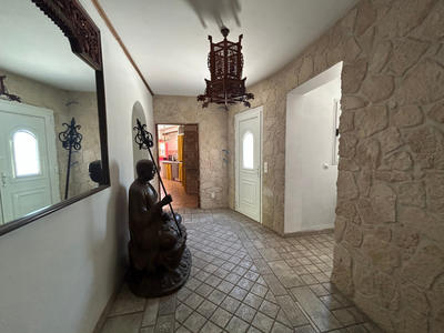 Maison - 535 m² - 13 pièces