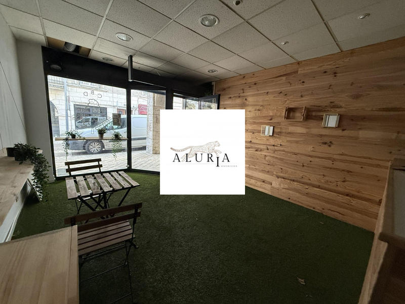 Local commercial - 47 m² - 3 pièces