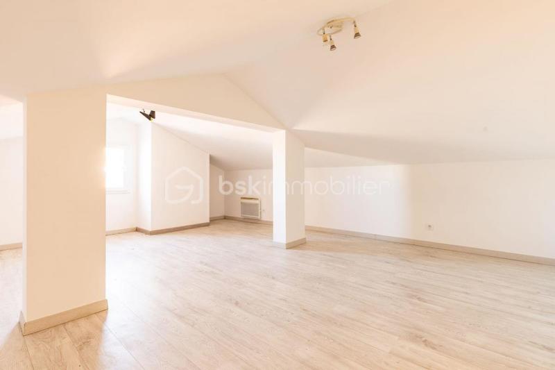 Maison - 156 m² - 5 pièces