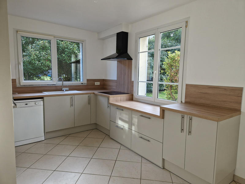 Maison - 194 m² - 10 pièces