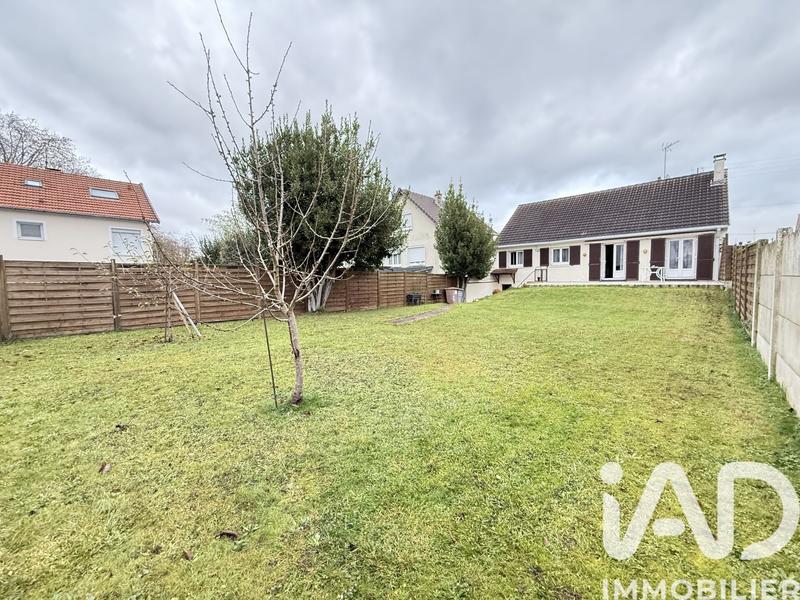 Maison - 95 m² - 5 pièces