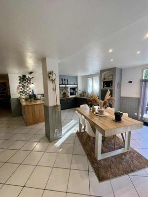 Maison - 130 m² - 5 pièces