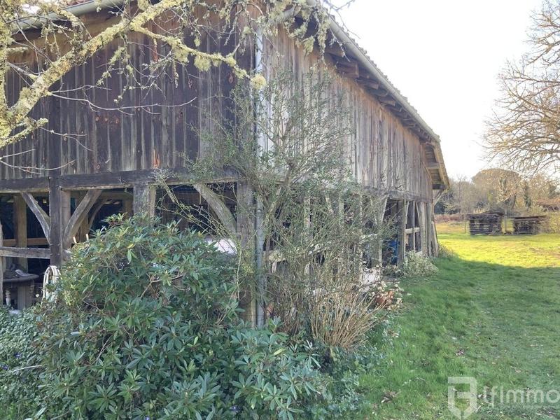 Propriété - 110 m² - 6 pièces