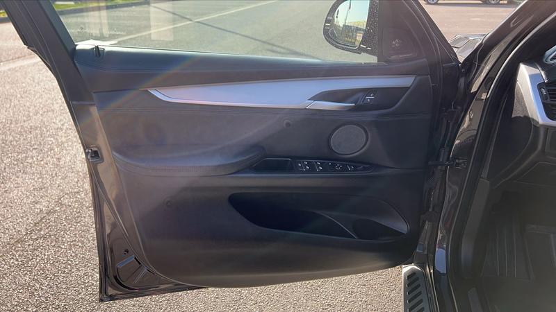 Bmw X6 xDrive 30d 258 Steptronic8 m Sport - Entretien constructeur Toit ouvrant