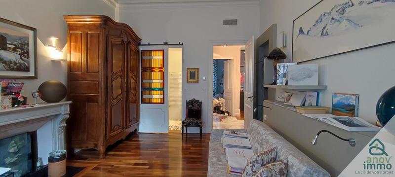 Appartement - 136 m² - 3 pièces