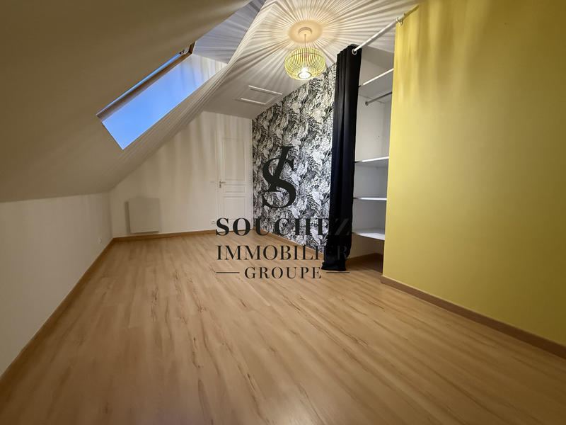 Maison - 185 m² - 7 pièces