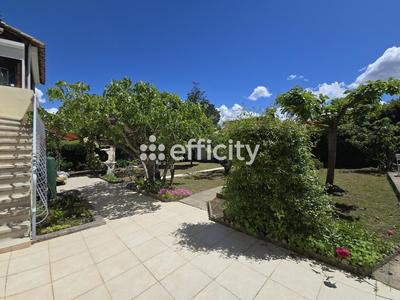 Maison - 160 m² - 5 pièces