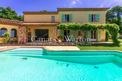 Villa - 200 m² - 5 pièces