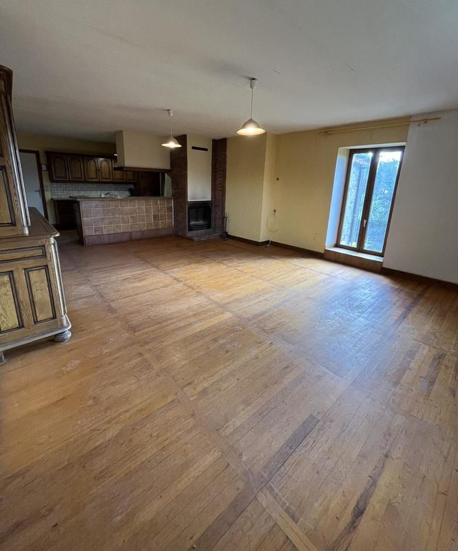 Maison - 327 m² - 10 pièces