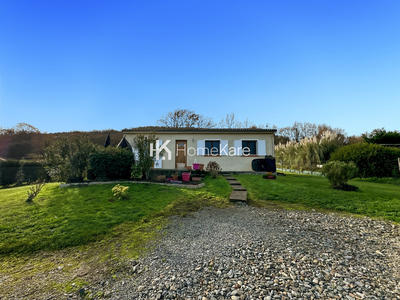 Maison - 90 m² - 4 pièces