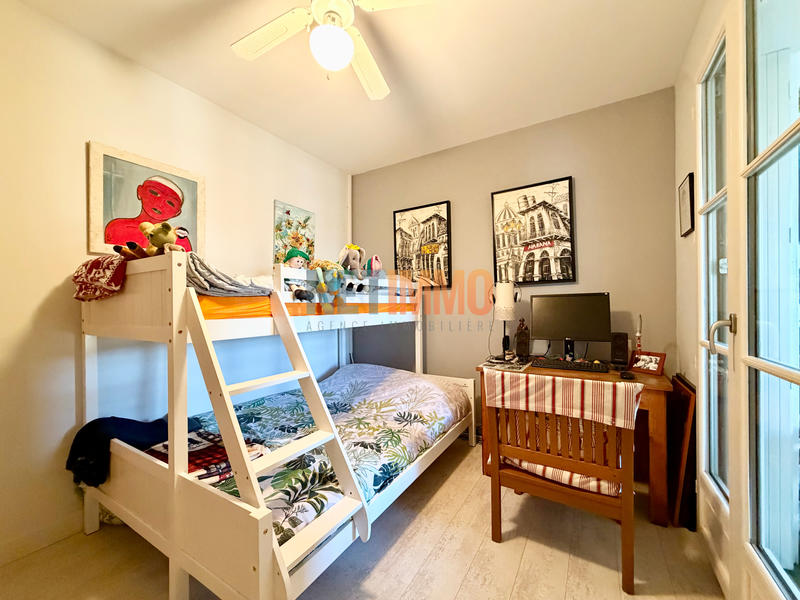 Appartement - 100 m² - 4 pièces