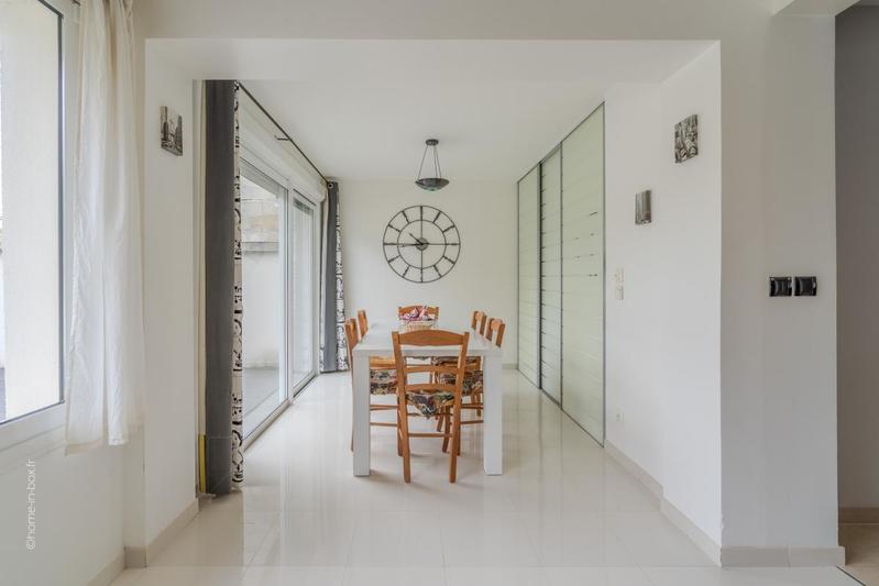 Maison - 185 m² - 7 pièces