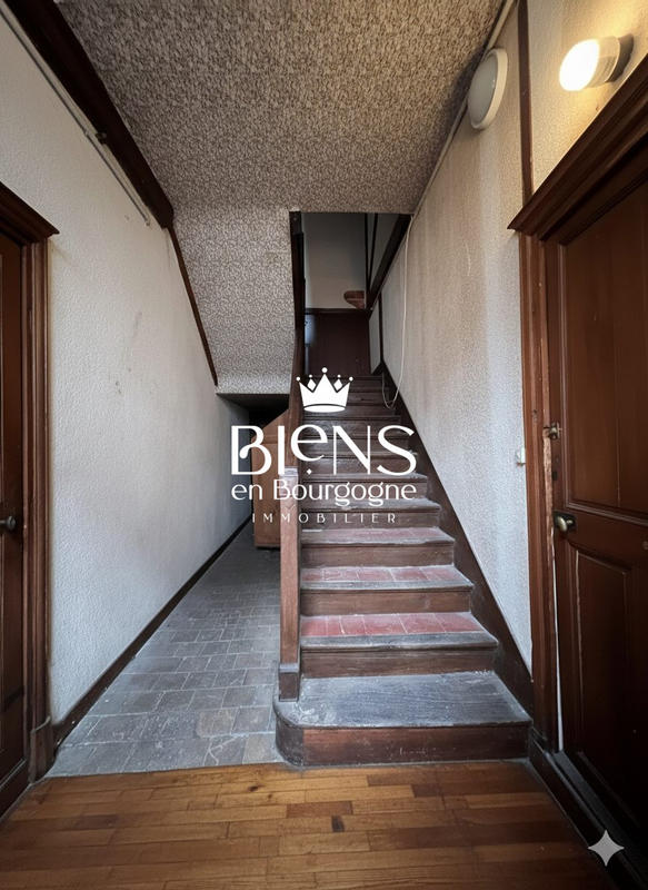 Appartement - 100 m² - 4 pièces