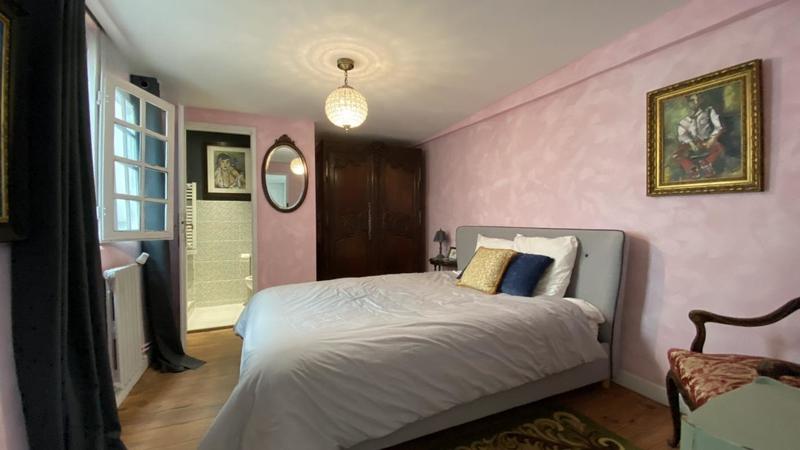 Maison de village - 392 m² - 12 pièces