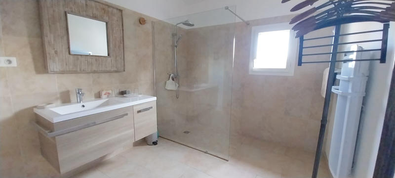 Maison - 170 m² - 7 pièces