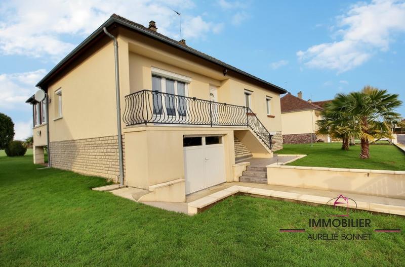 Maison - 101 m² - 5 pièces