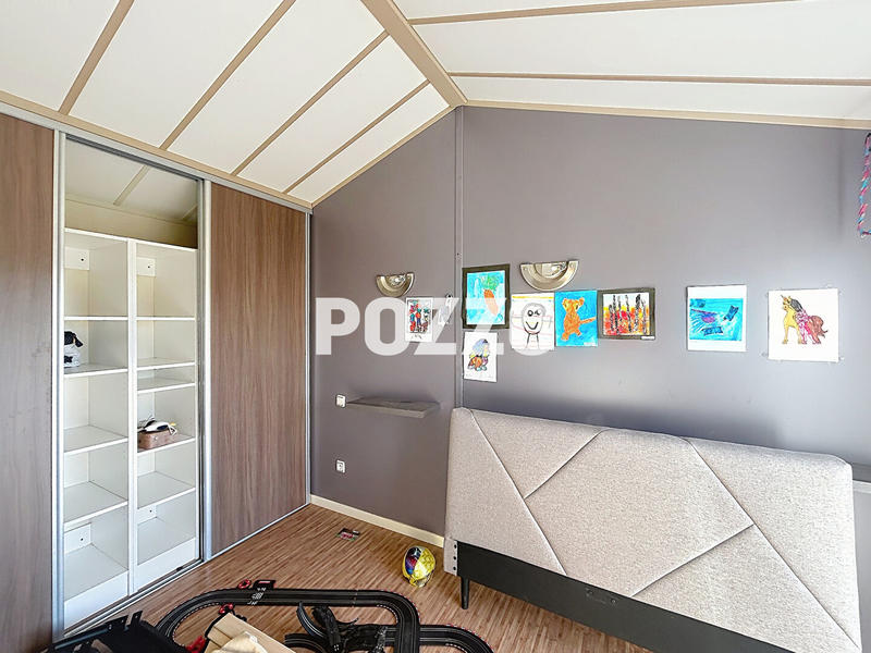 Maison - 96 m² - 4 pièces