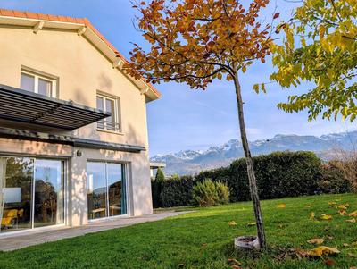 Maison contemporaine - 121 m² - 6 pièces