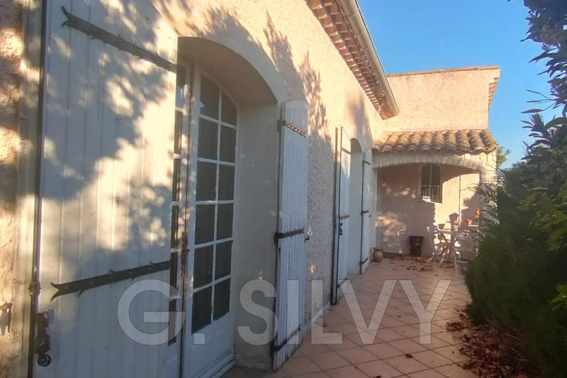 Maison - 140 m² - 4 pièces