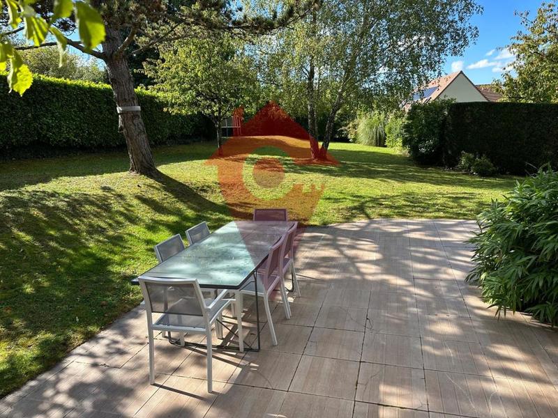 Maison - 170 m² - 6 pièces