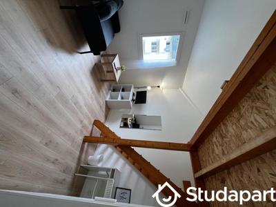 Chambre - 9 m² - 1 pièce