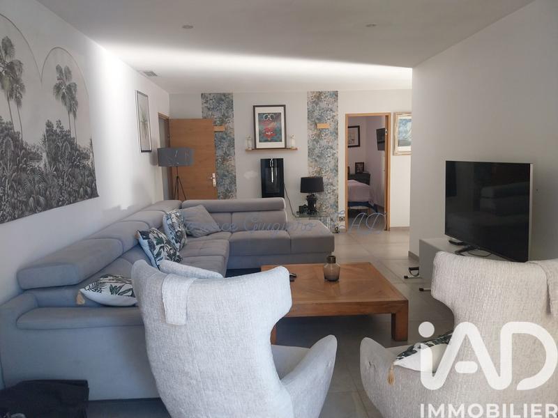 Maison - 205 m² - 7 pièces