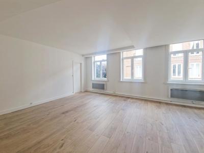 Appartement - 63 m² - 2 pièces